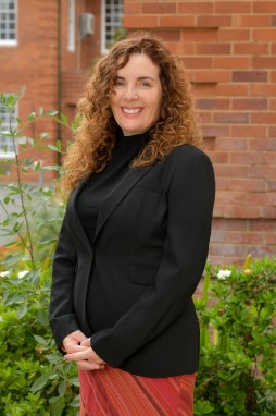 Louise Gillett