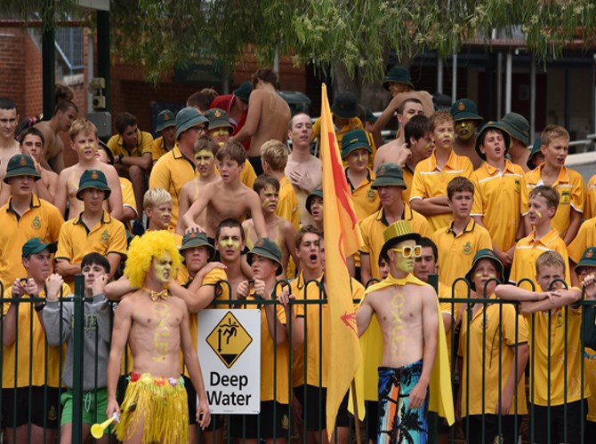 OXLEY DOMINATES THE POOL: 2025 Swimming Carnival