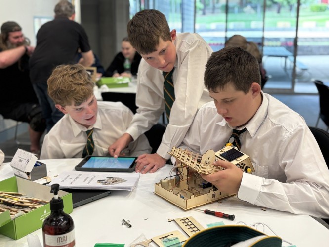 Careers at Farrer